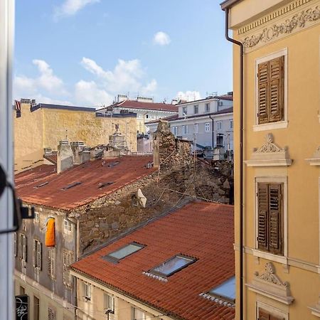 Stylish Apartment - Casa Leone - Center Trieste Exterior foto
